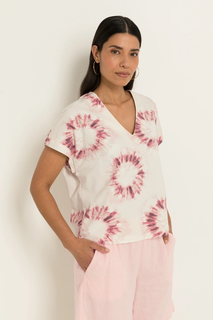 Travel top in tie-dye dessin