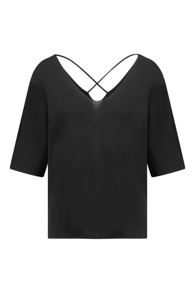 Trui met rugdetail