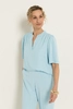 V-hals blouse in lichte structuur