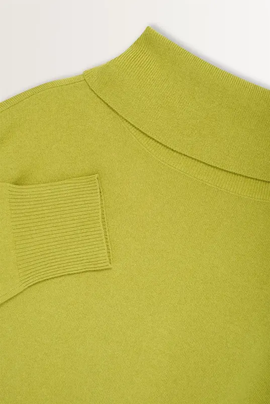 Wol-cashmere trui met coldetail