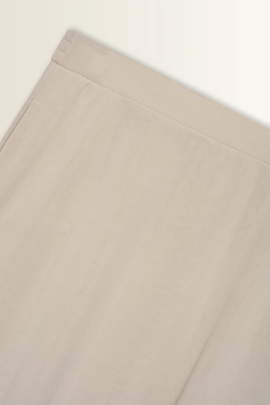 Zachtvallende rok met elastische taille