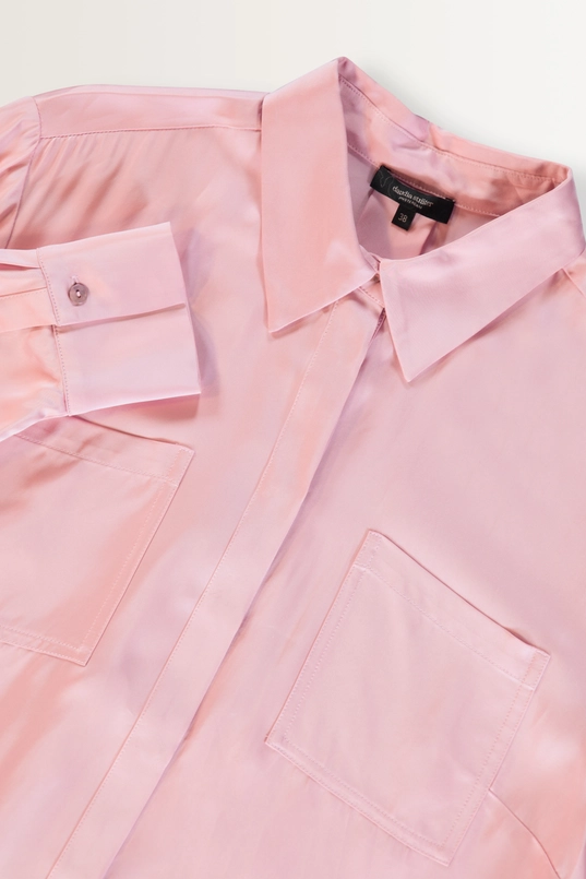 Zijdezachte blouse met borstzakken