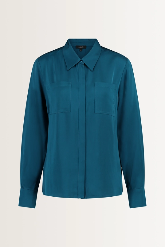 Zijdezachte blouse met borstzakken